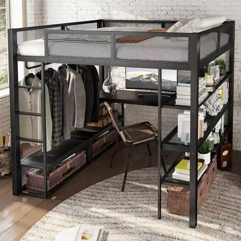 Cama alta metálica tamaño queen con escritorio, estantes de almacenamiento y barra para colgar ropa, estructura de cama alta que ahorra espacio con barandillas de seguridad y escalera, no necesita somier, color negro